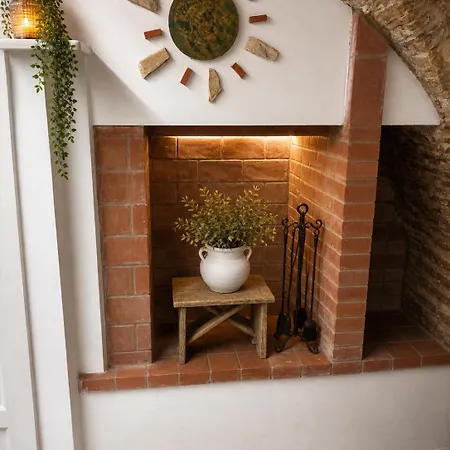 La Grotta 3*